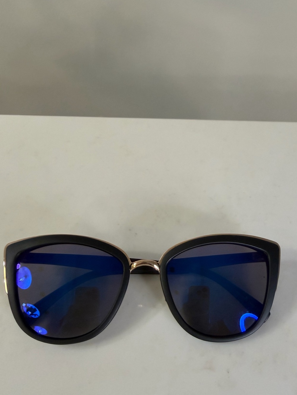 Stylish Black and gold Frame Blue Lens Women's Sunglasses